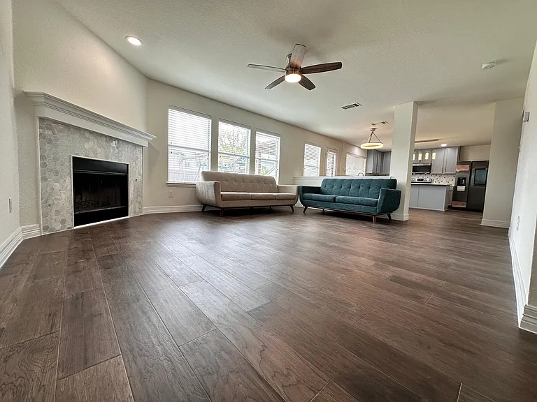1820 Kittyhawk Dr — Photo 18