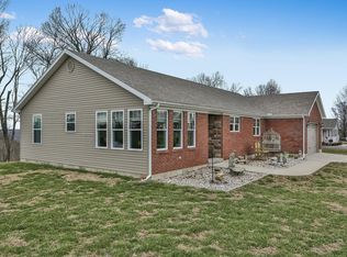 409 Riverview Dr, Milton, KY 40045
