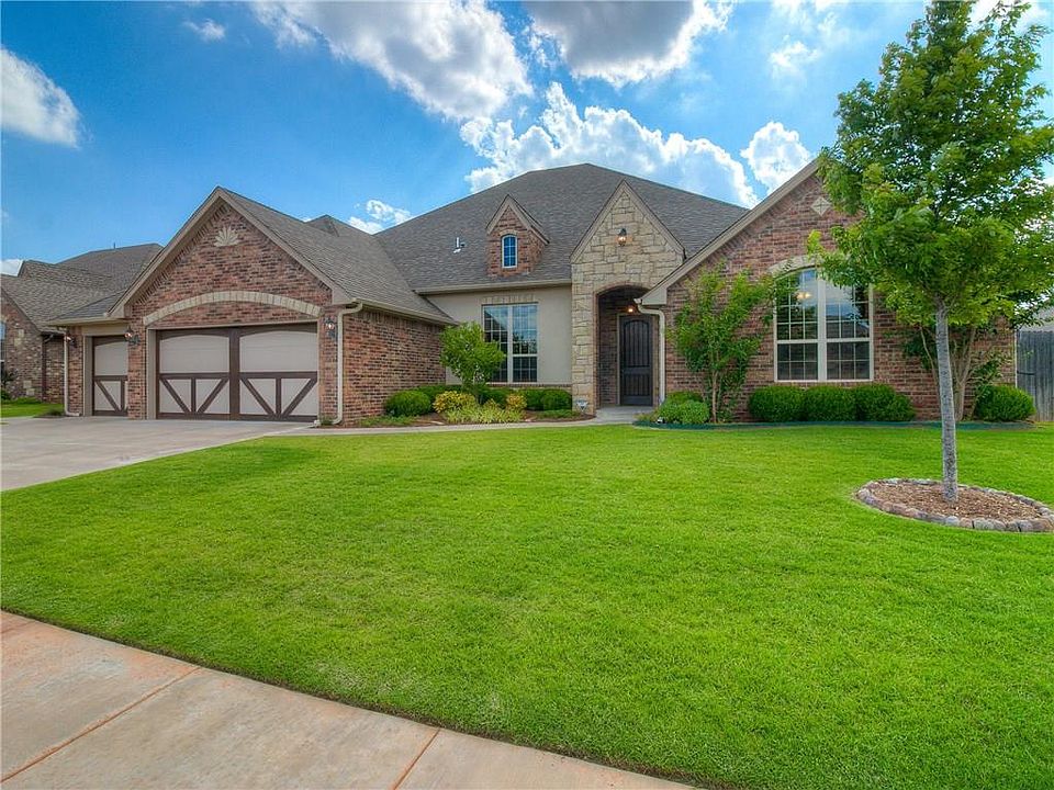 1st image of 14909 Trumball Cir