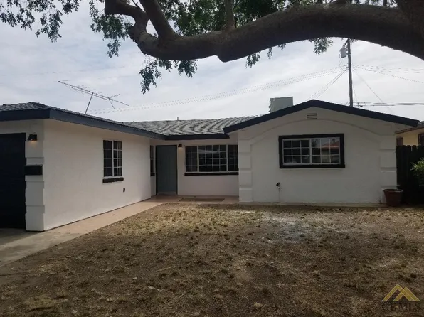 818 Asti St, Delano, CA 93215