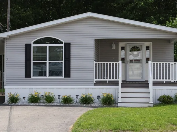 15 2nd Ave, Merrimac, MA 01860