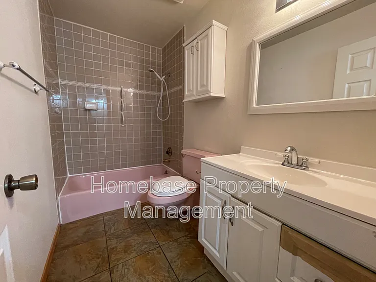 2600 Cliffside Dr — Photo 4