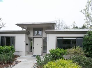 1209 Oakmont Dr APT 3, Walnut Creek, CA 94595