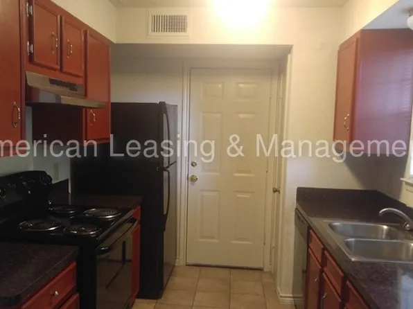 4150 Crow Rd APT 17, Beaumont, TX 77706