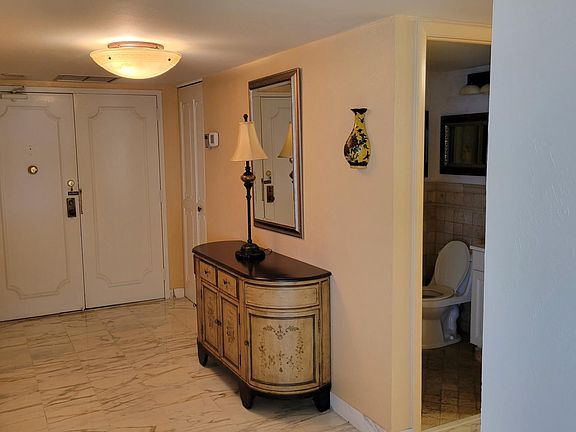 4th image of 3400 Galt Ocean Dr APT 301