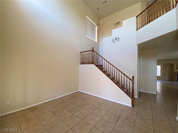 4th image of 5980 Fidenza Ave