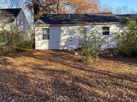 4th image of 13132 Parker Ave