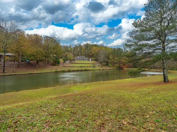 5752 Shadow Lake Dr, Pinson, AL 35126