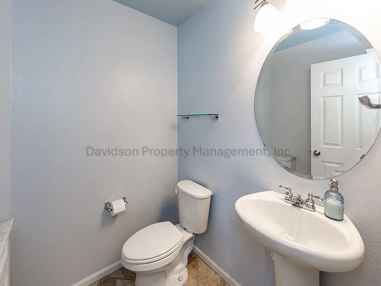 7724 Canyon Oak Dr — Photo 4