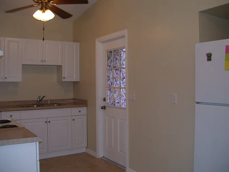 3021 Balfour Ave — Photo 15