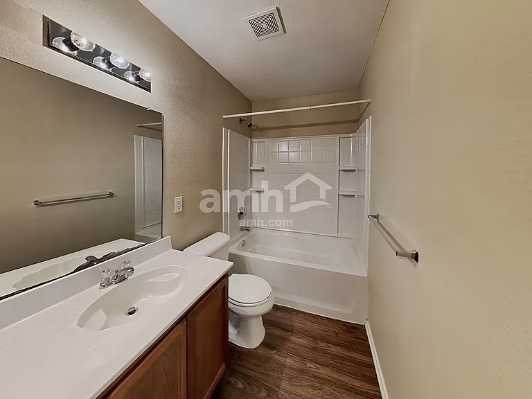8427 Cotton Valley Ln — Photo 10