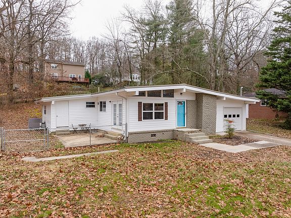 2nd image of 1108 Clermont Dr