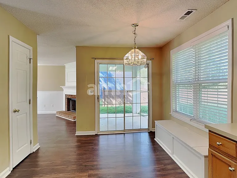 706 Bellmeade Bay Dr — Photo 4
