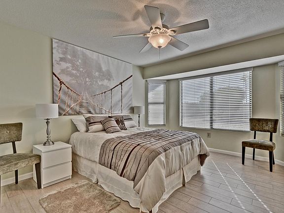 5th image of 14235 W Desert Glen Dr