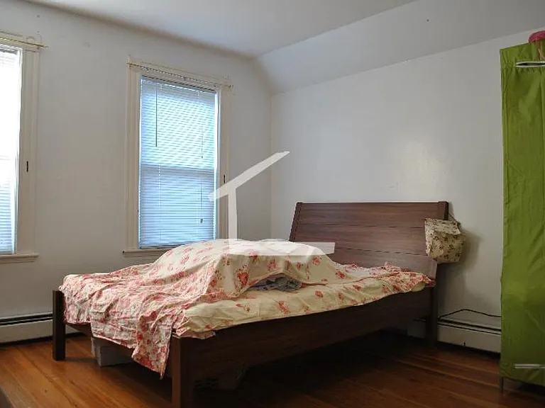 12 Chester St #3V — Photo 1