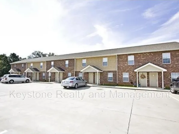 2296 McCormick Ln APT A, Clarksville, TN 37040
