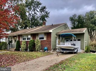 414 N Warwick Rd, Somerdale, NJ 08083