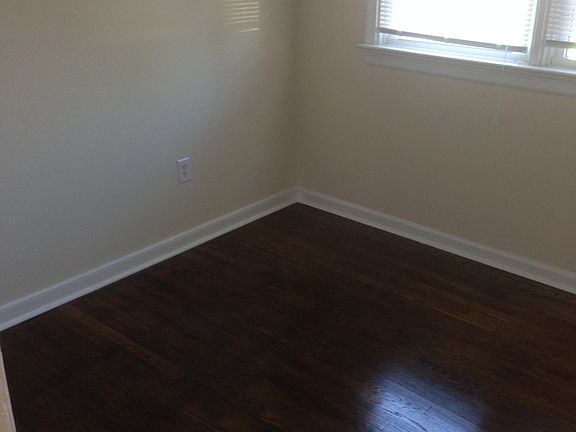 4th image of 1606 Brittwood Dr