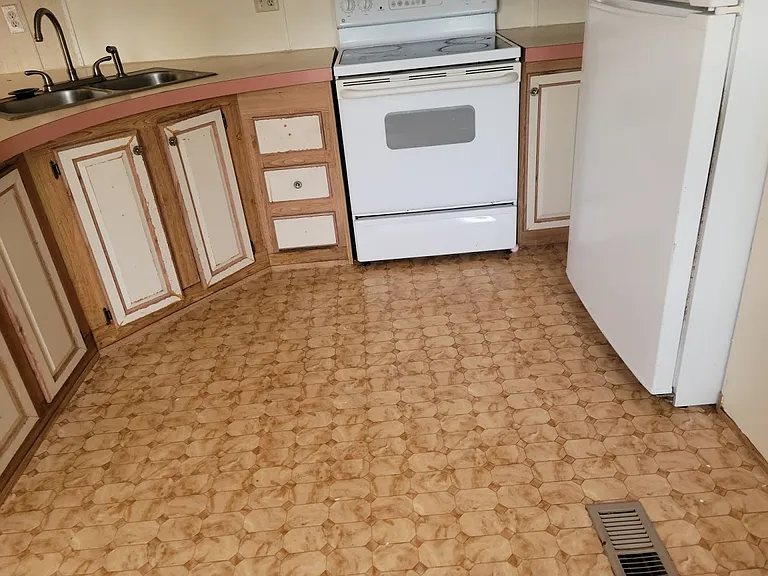 1832 Kent Dr — Photo 13