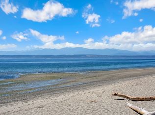 816 Old Beach Rd APT 203, Freeland, WA 98249