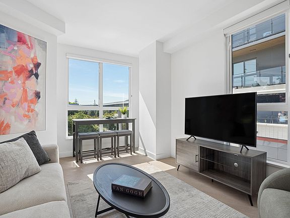 3rd image of 333 Saint Davids Ave #204