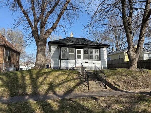 3911 8th St, Des Moines, IA 50313