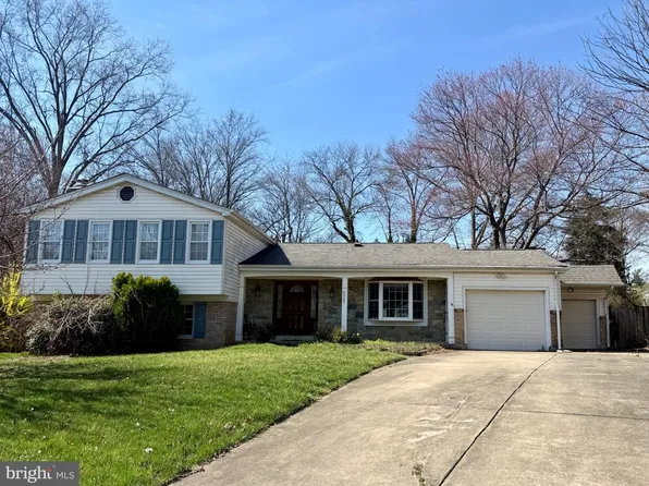 9927 Barnsbury Ct, Fairfax, VA 22031