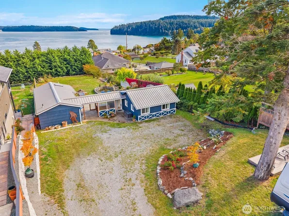 5934 Central Avenue, Anacortes, WA 98221
