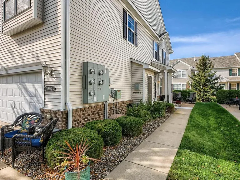 10997 Oak Grove Cir — Photo 27