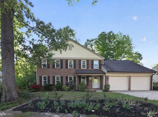 7785 Tangier Dr, Springfield, VA 22153