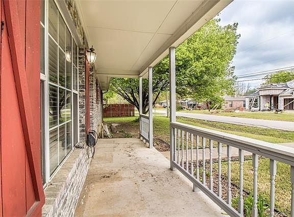 2nd image of 309 E Laura Ave