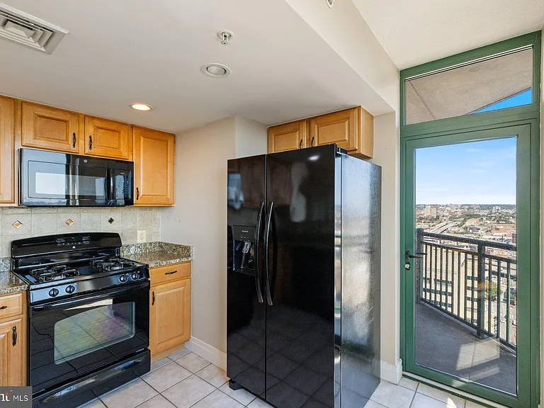 414 Water St #2512 — Photo 8