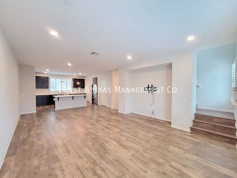 14414 Strawberry Ln #4 — Photo 17