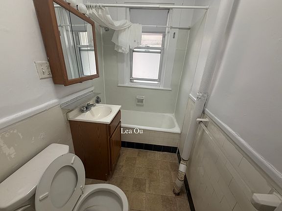 3rd image of 116 Washington St APT 26