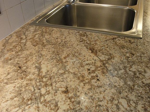 4th image of 621 3rd St APT 3