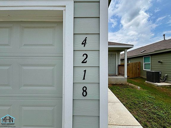 3rd image of 4218 Cataract Cir
