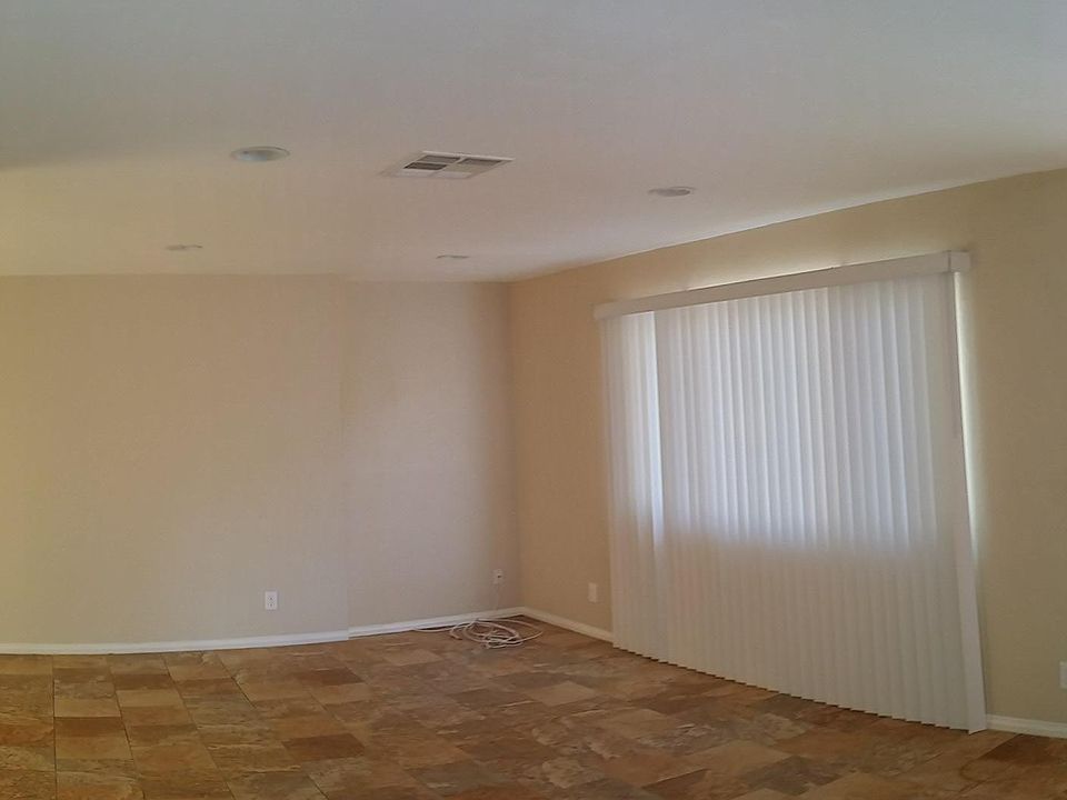 2nd image of 661 N Calle Rolph