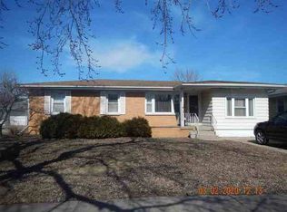 17509 Maple Ave, Lansing, IL 60438