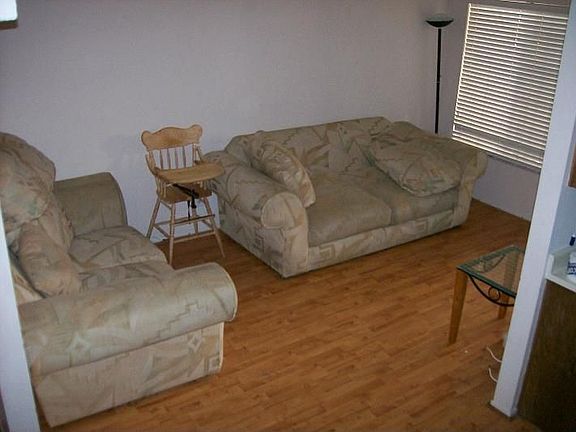 3rd image of 9057 Park St #3