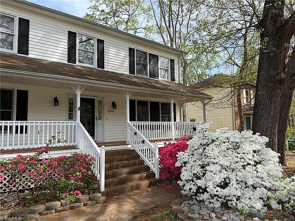 2nd image of 3226 Derby Cir