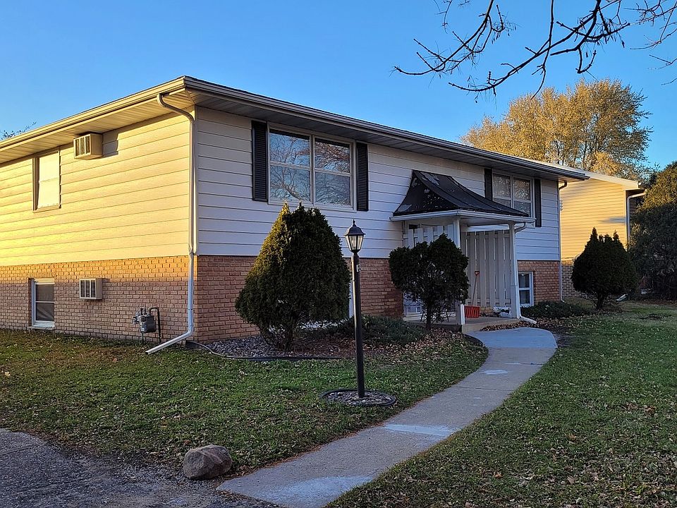 1451 6th Ave SE
4-plex