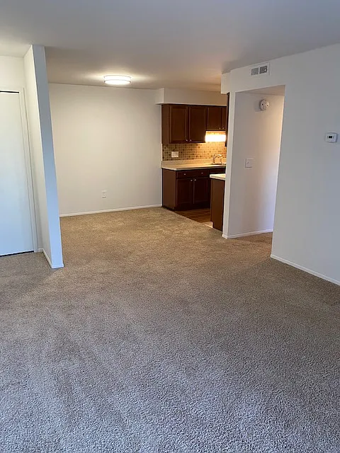 1 bed, 689 sqft, $1,295 — Photo 2