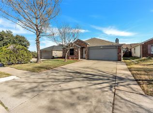 1006 Buckingham Dr, Forney, TX 75126
