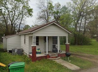 905 Railroad St, Columbus, MS 39701