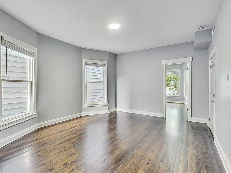 2037 N Spaulding Ave #1 — Photo 8