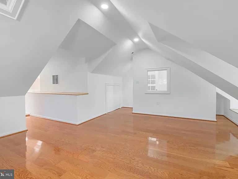 4400 Ridge St — Photo 23