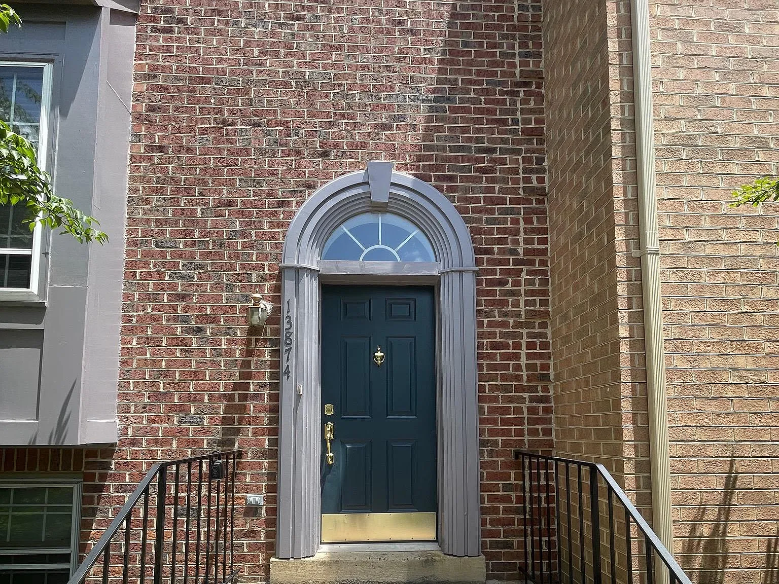 3 bed, 3.5 bath, 1423 sqft, $3,100 — Photo 2