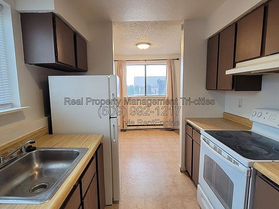 2nd image of 1102 S Olympia Pl #B