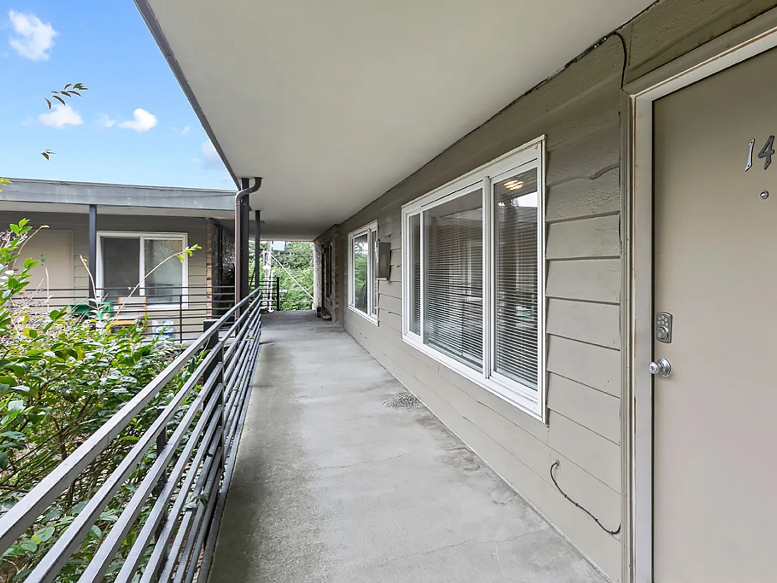 Westcrest Apartments — Photo 2