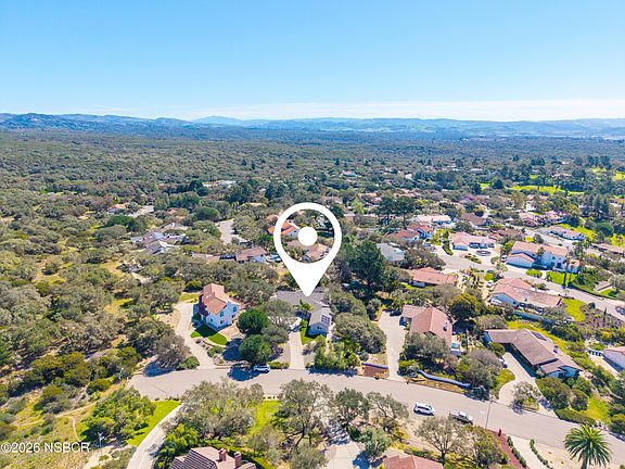 3rd image of 4473 Greenbrier Rd